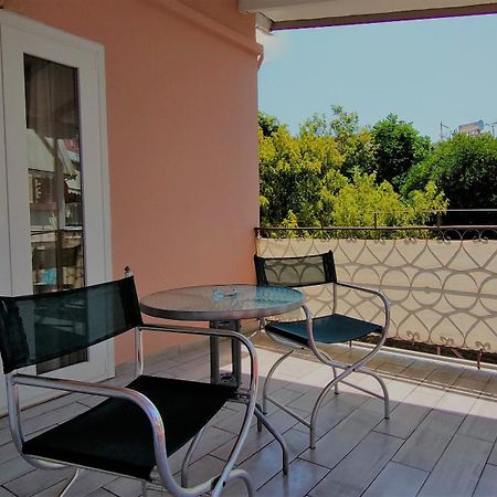 Jiovanni Parga Exterior foto